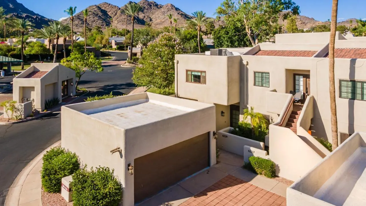 Resort Style Living In Phoenix'S Most Exclusive Gated Community! 0*, Phoenix